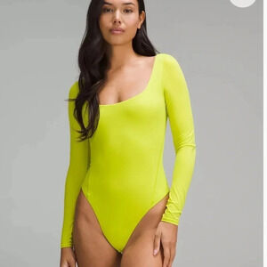 NWT Lululemon Wundermost Square-Neck Ultra Soft Long Sleeve Bodysuit Size S Lime